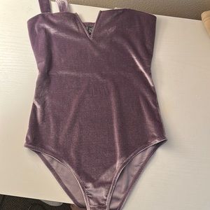 wild fable velvet purple bodysuit size small